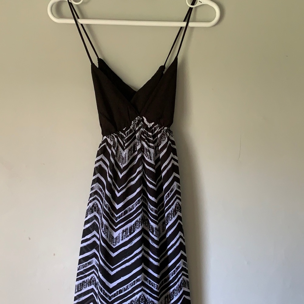 “ Free Bird”Open back maxi dress